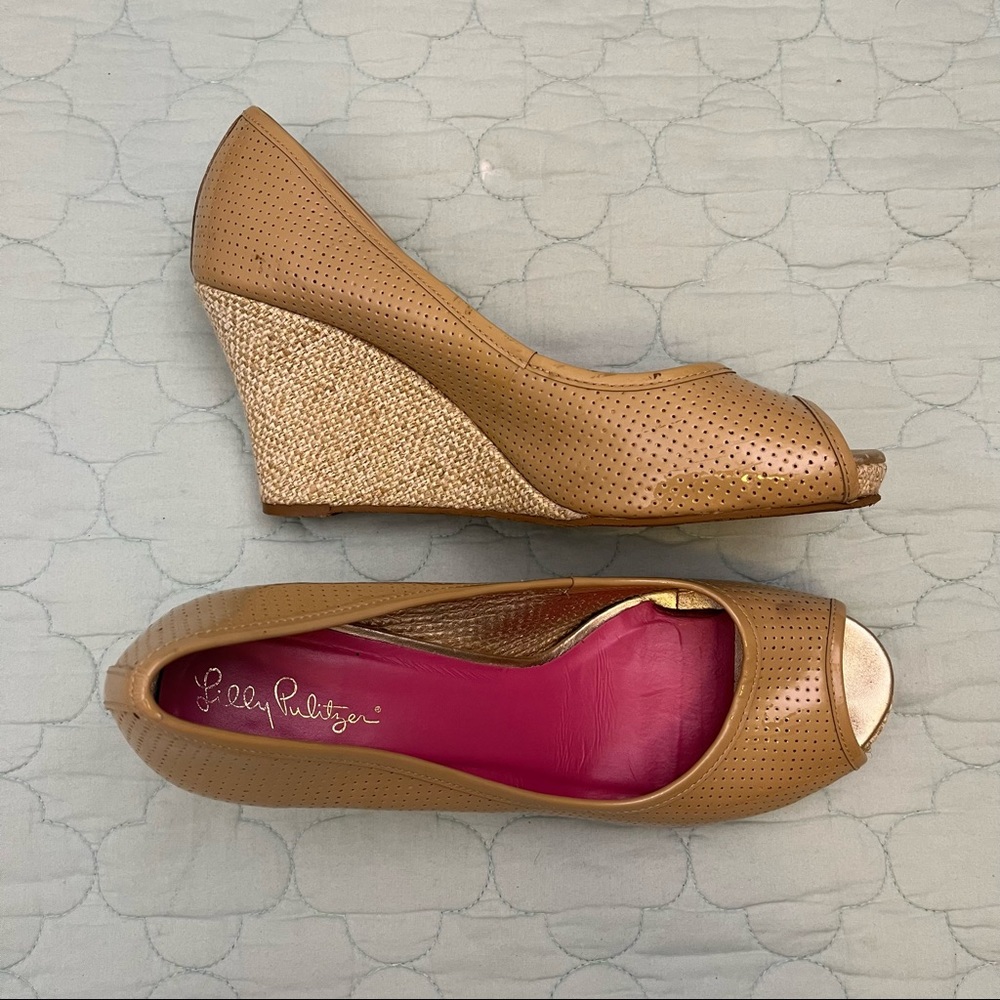 LILLY PULITZER Beige Peep Toe Wedge Espadrille Sandals — size 9.5